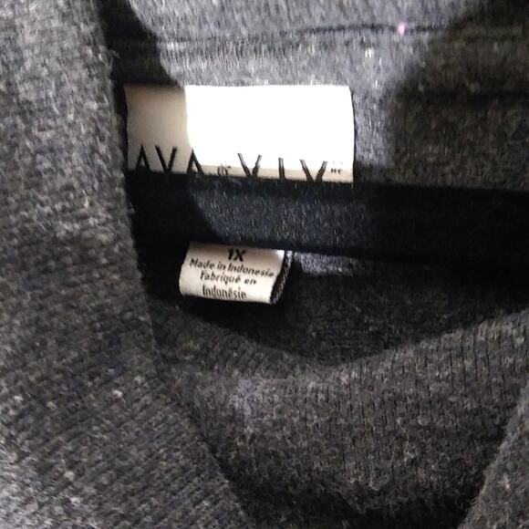 Ava and Viv lounge wear top. Size 1X - Picture 3 of 7